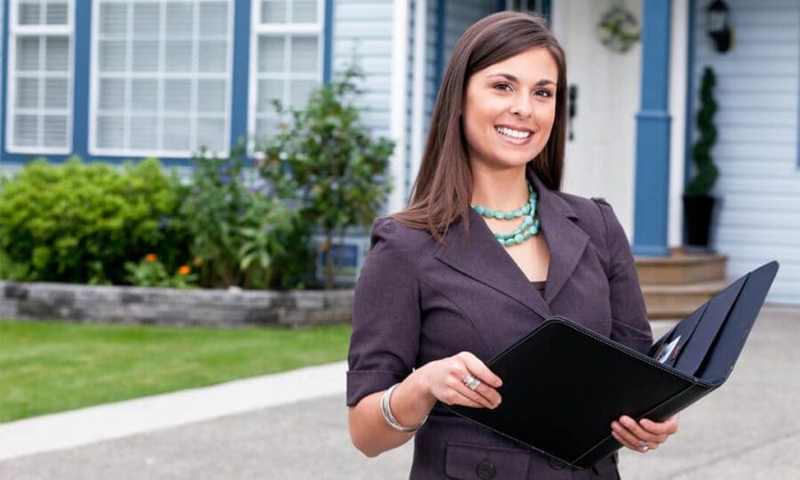 well paid jobs in the UK an estate agent