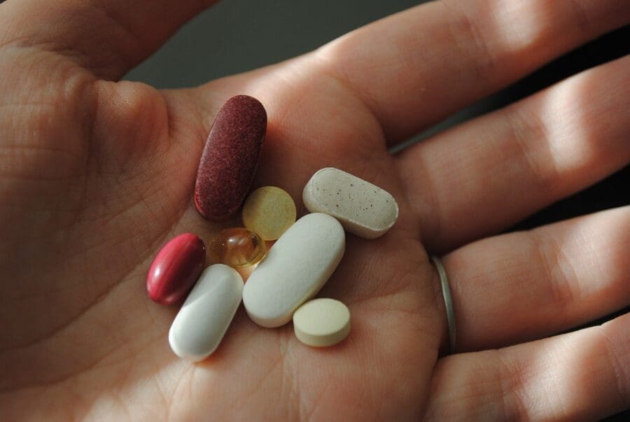 gut health supplements vitamins pills