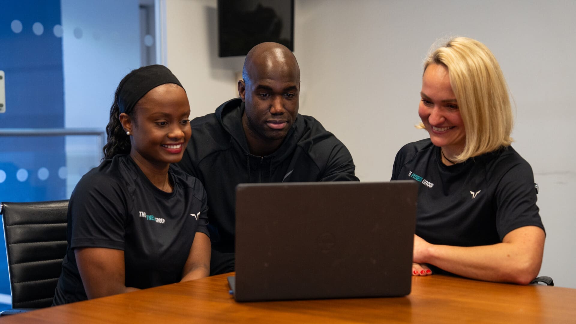 How to become a personal trainer research